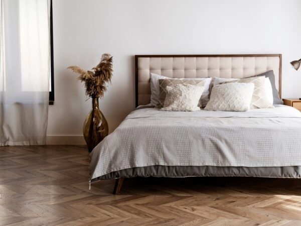Como escolher a cabeceira de casal que mais combina com seu quarto?